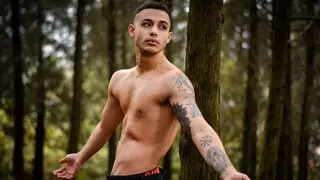 AUSTINCL's Premium Pictures and Videos