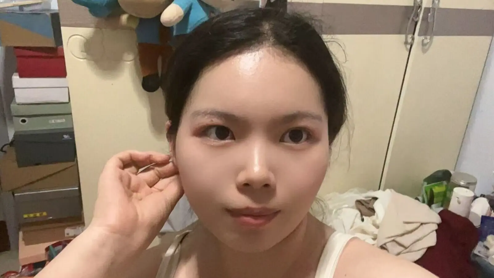 ChengWenying's Premium Pictures and Videos