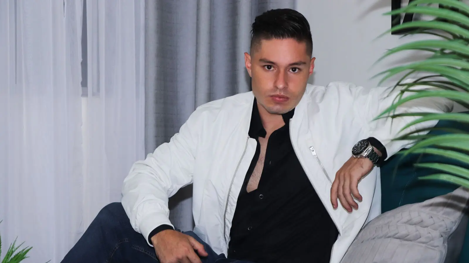 DiamondHard's Premium Pictures and Videos