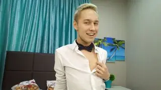 EmilioCutie's Premium Pictures and Videos
