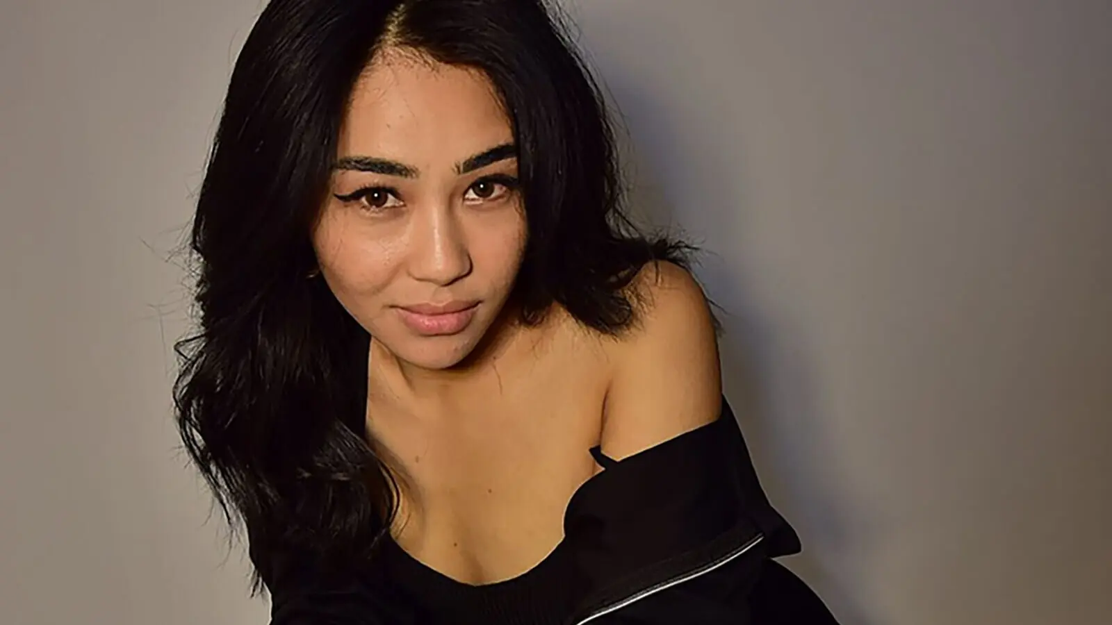 EricaJune's Premium Pictures and Videos