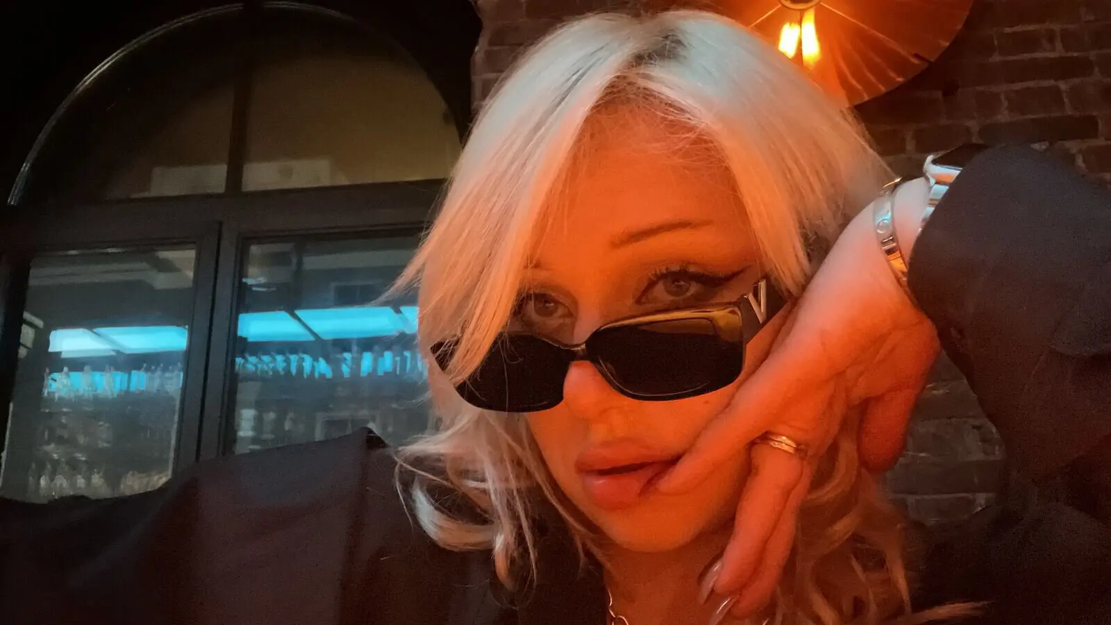 FinnyClarson's Premium Pictures and Videos
