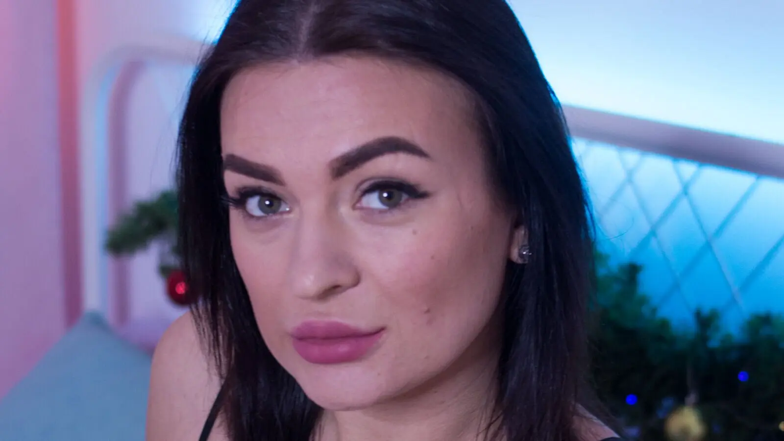JaneLowson's Premium Pictures and Videos