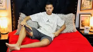 KendorReyes's Premium Pictures and Videos