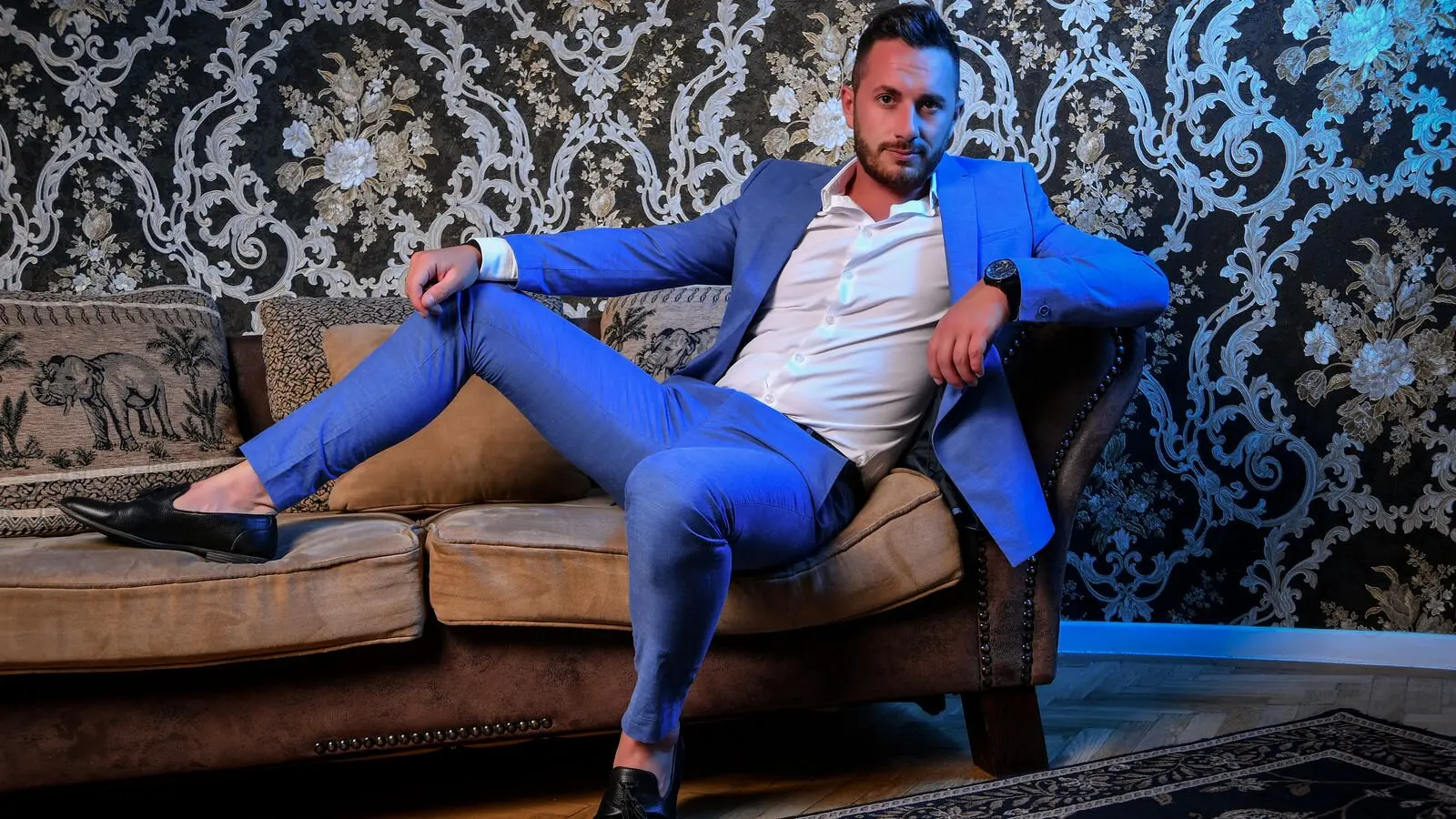 LeoRider's Premium Pictures and Videos
