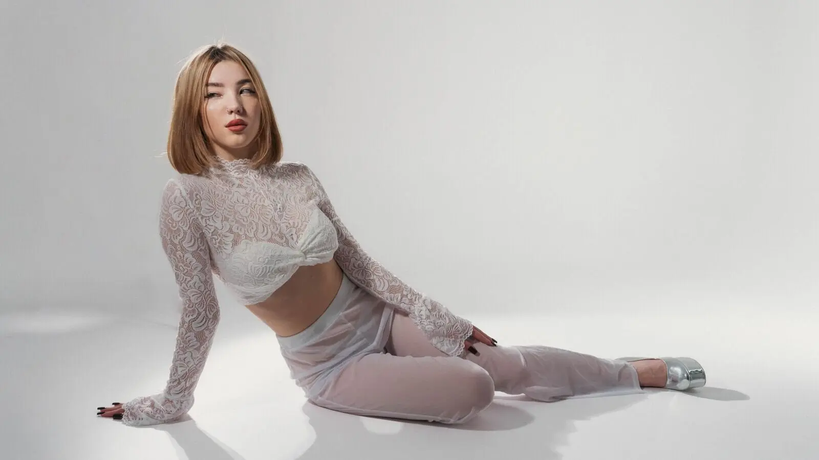 LindaThacker's Premium Pictures and Videos