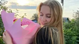 MargareteHudnell's Premium Pictures and Videos