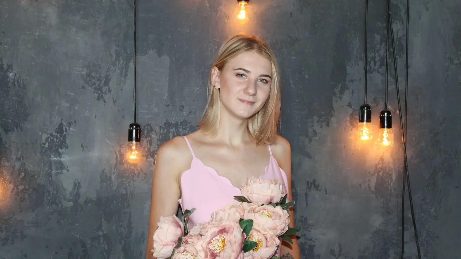 MuzaMellani's Premium Pictures and Videos