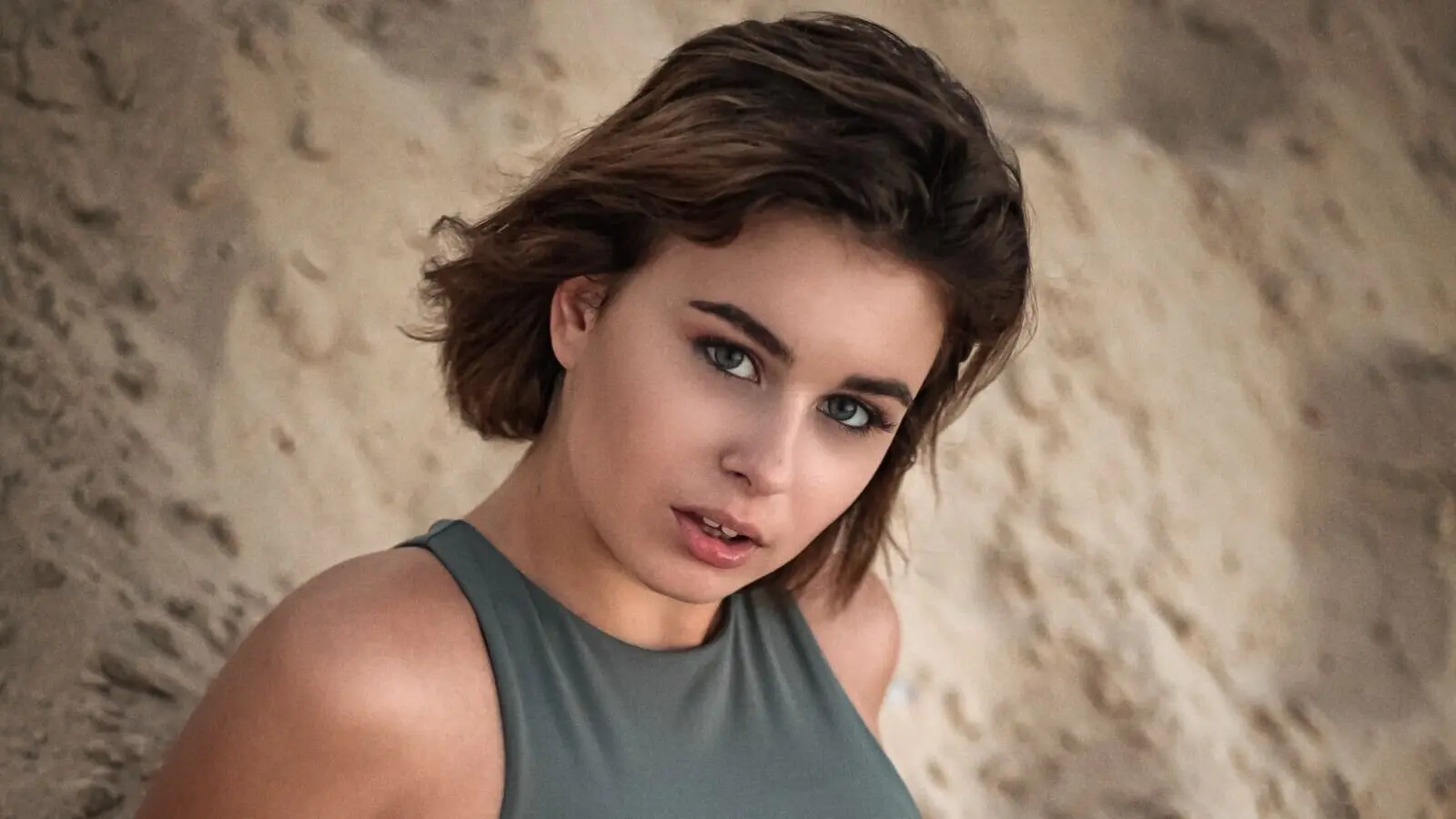 RonyCastle's Premium Pictures and Videos