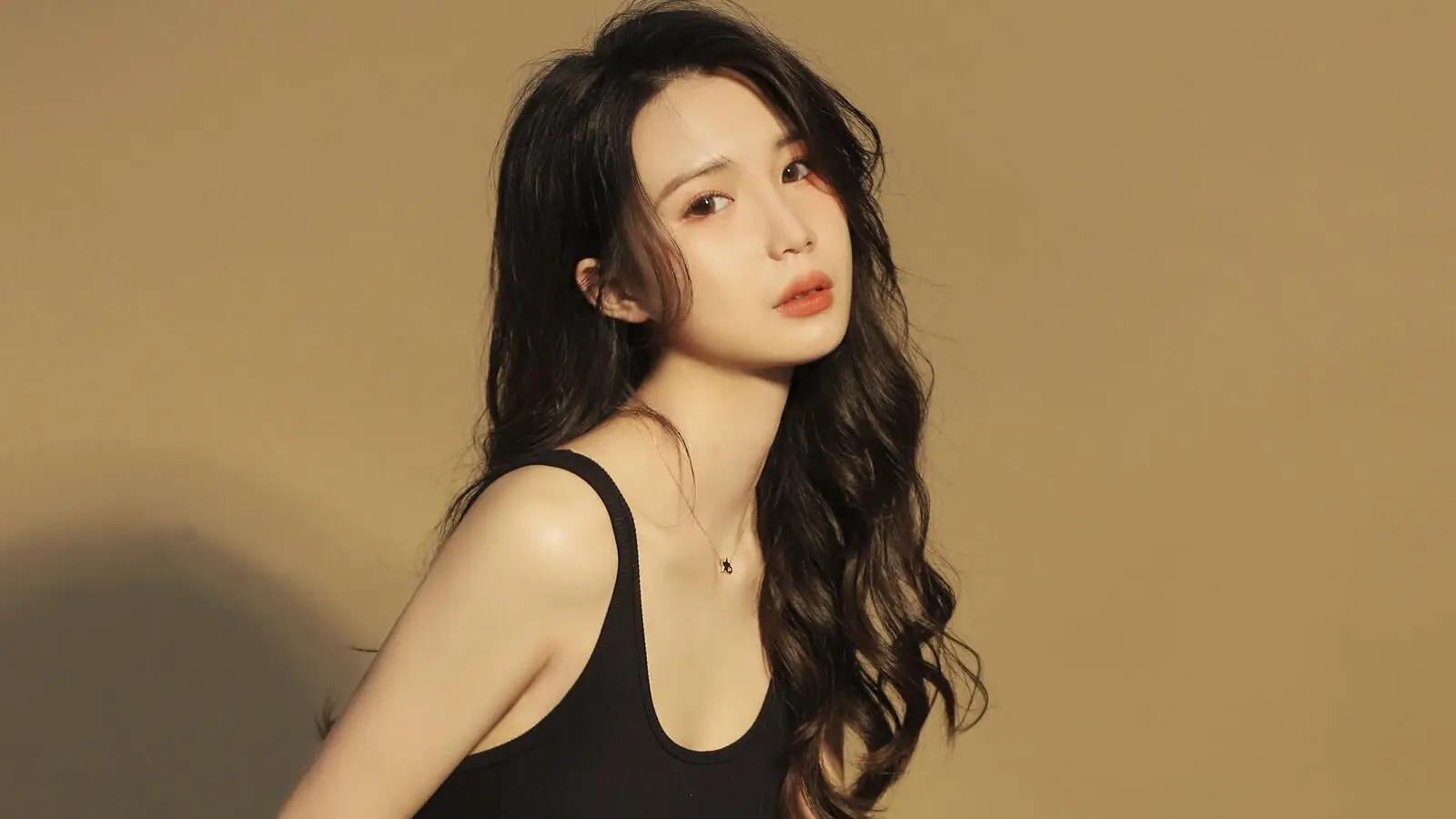 TinaElly's Premium Pictures and Videos